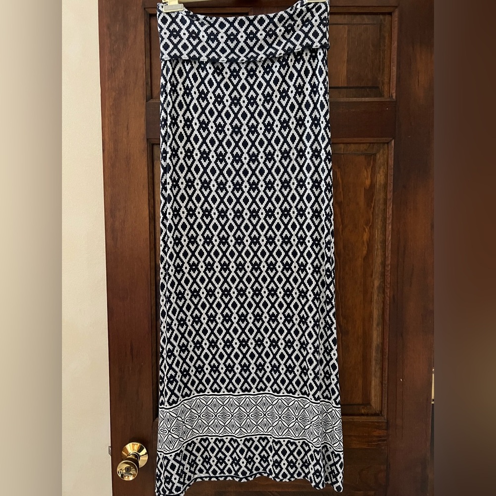 Max Studio Skirt